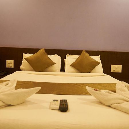 Hotel Pride Inn Shirdi Exterior photo